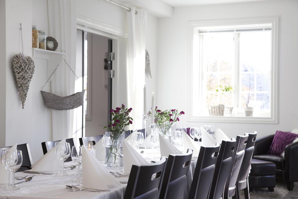 Verkshotellet Jørpeland Esterno foto